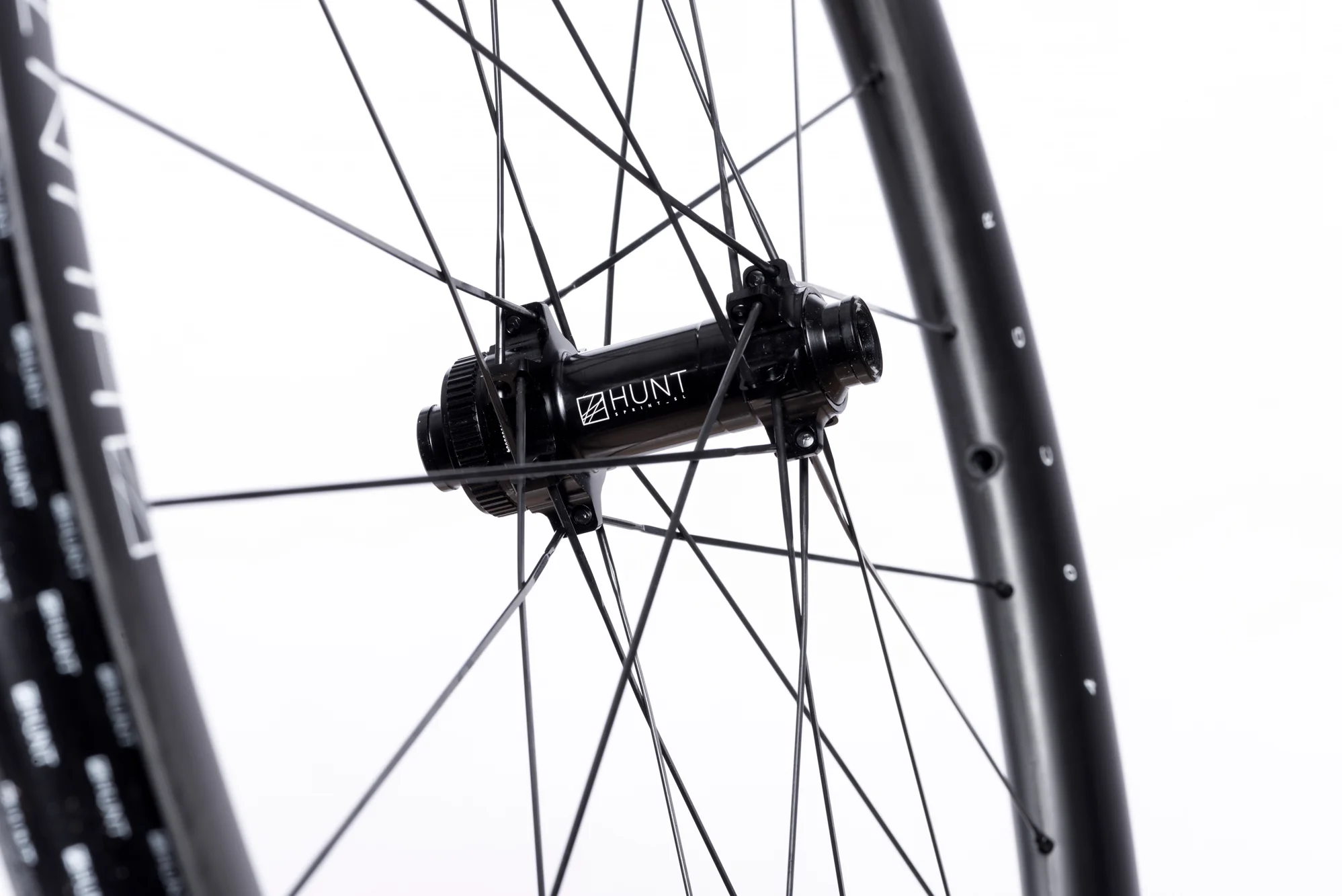 Classified x HUNT 40 Carbon Gravel Race Wheelset | Previous Model IC384 - Image 4