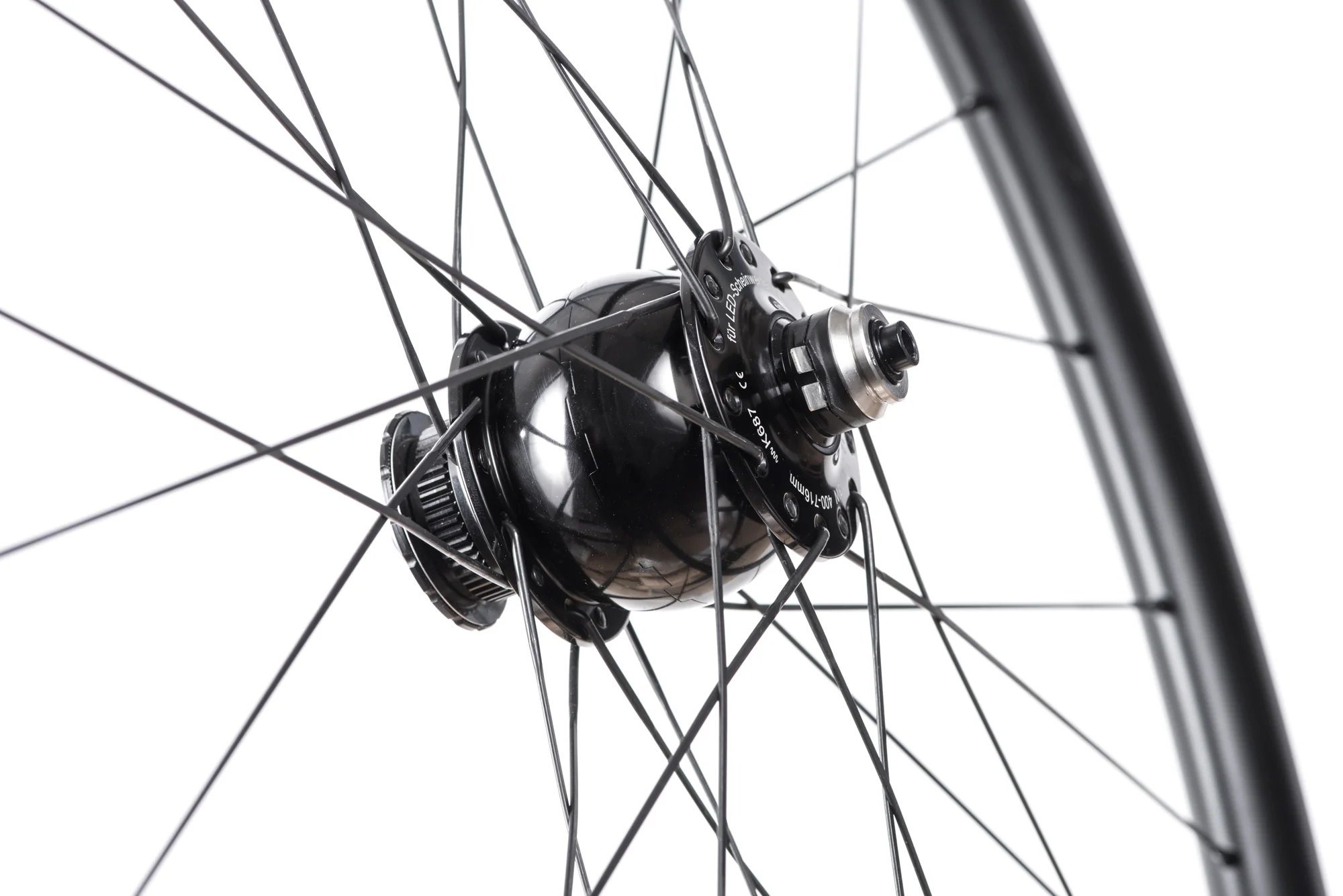 HUNT 30 Carbon Dynamo Disc Wheelset - Image 7
