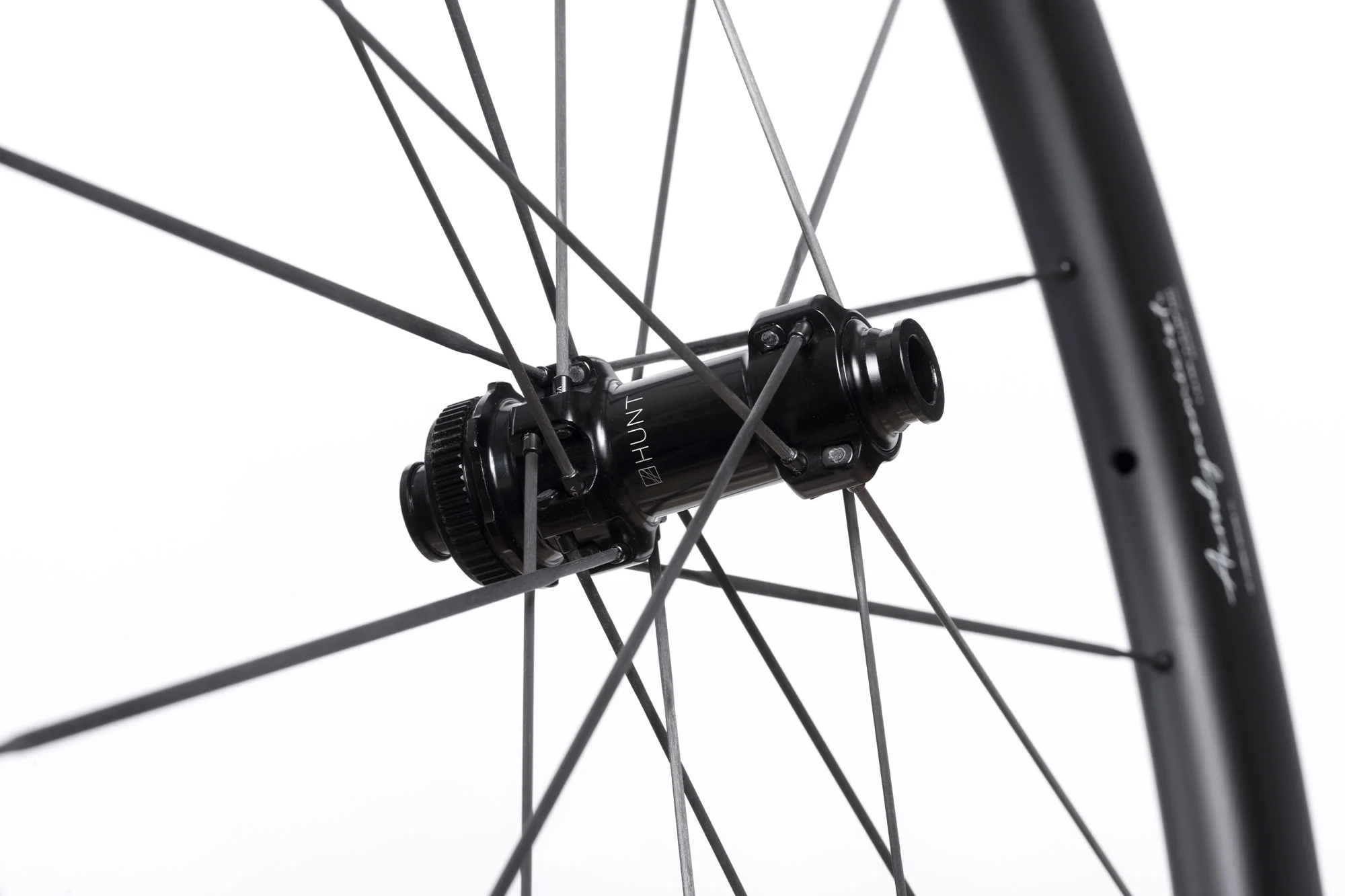 HUNT 34_34 Aerodynamicist UD Carbon Spoke Disc Wheelset - Image 5