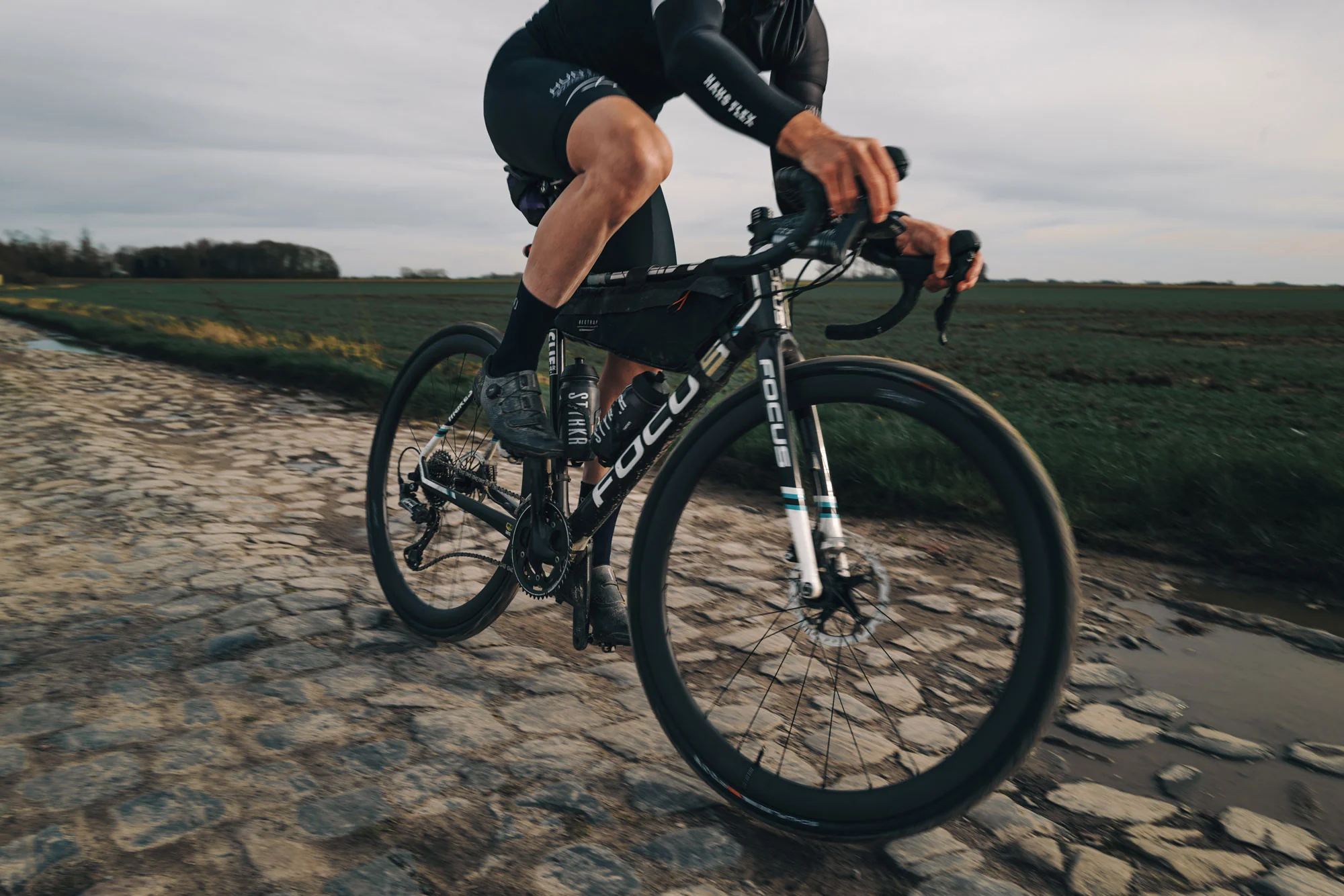 HUNT 40 Carbon Disc Wheelset | IC356 - Image 4