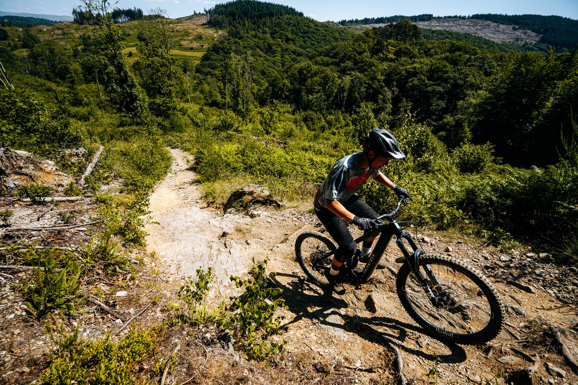 HUNT Proven Carbon Race E_Enduro 29 Wheelset - Image 5