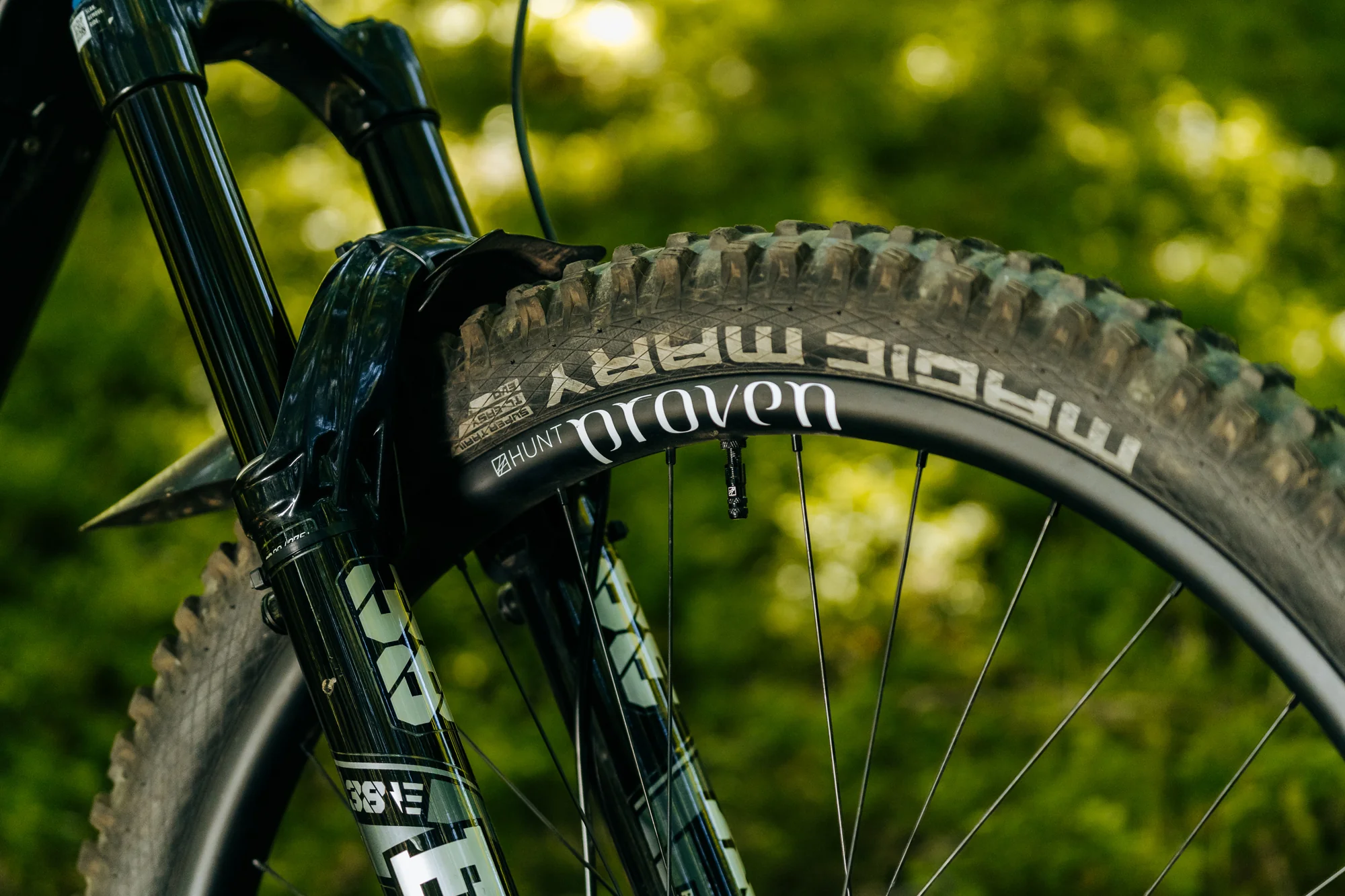 HUNT Proven Carbon Race E_Enduro 29 Wheelset - Image 8