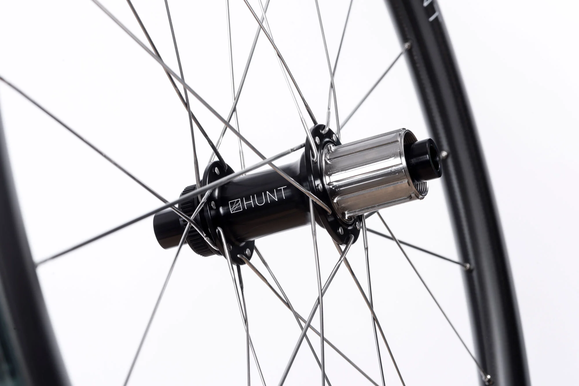 HUNT Sustain Phase One 42 Carbon Disc Ti Wheelset - Image 5