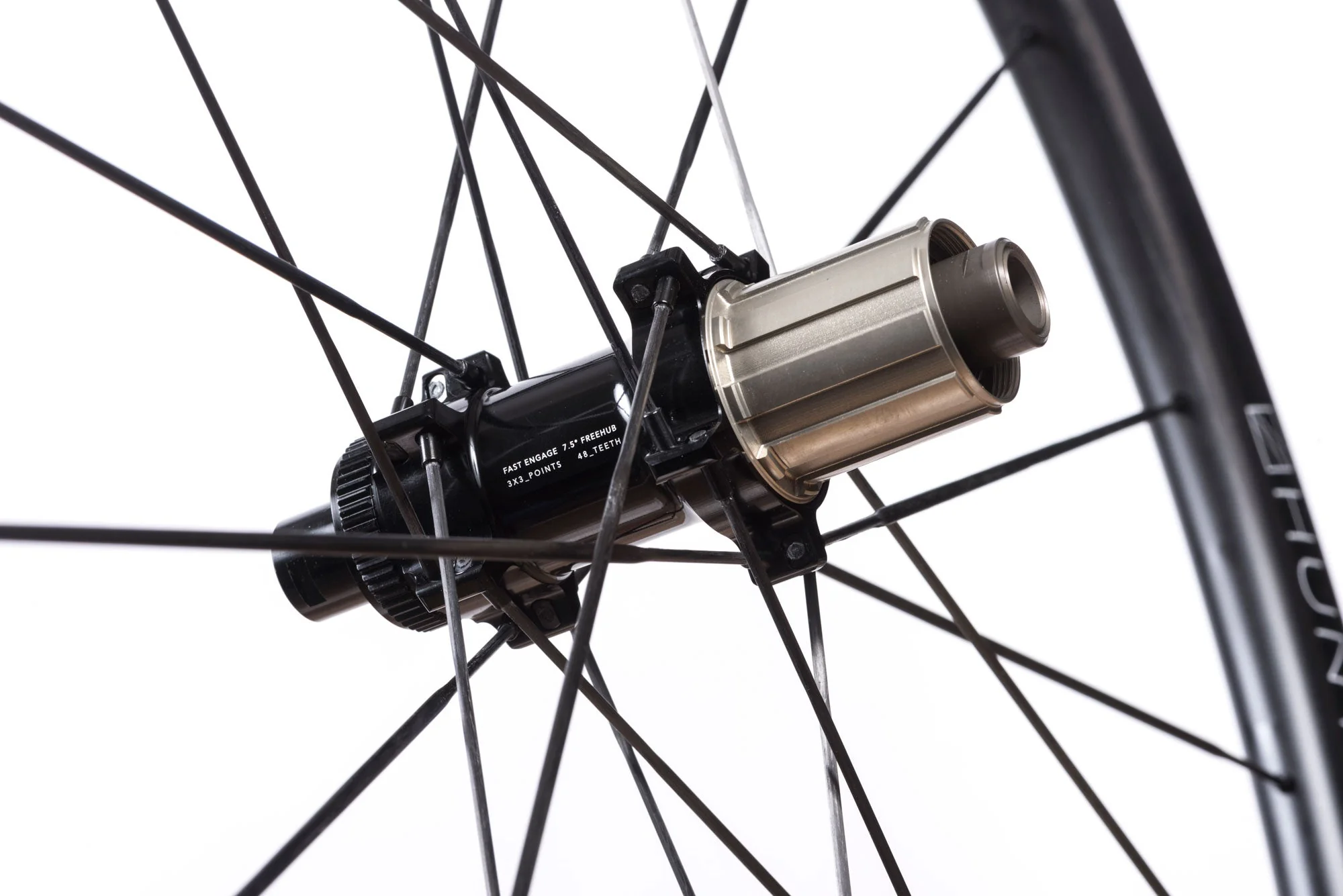 RE:NEW HUNT 32 Aerodynamicist UD Carbon Spoke Disc Wheelset - Image 7