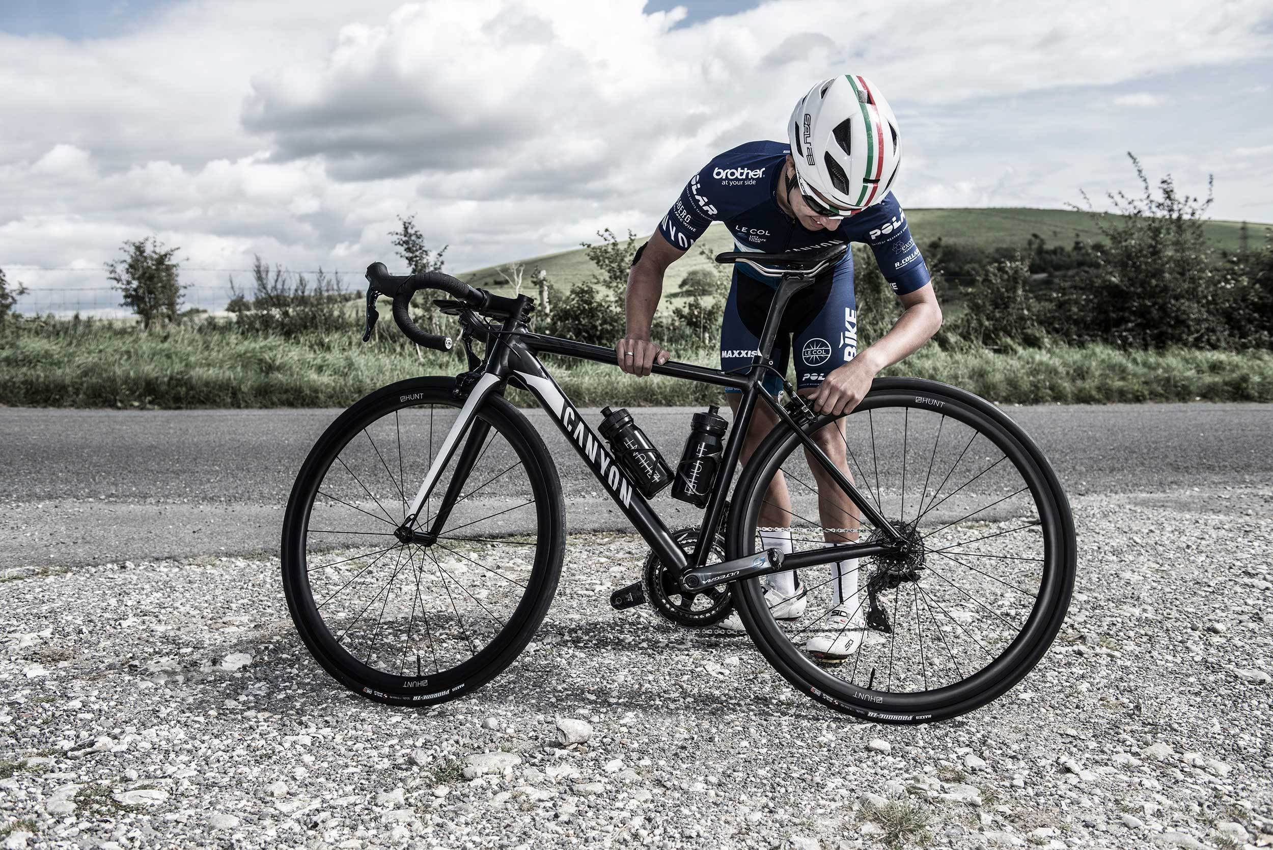 RE:NEW HUNT 36 Carbon Wide Aero Single Wheel - Image 8