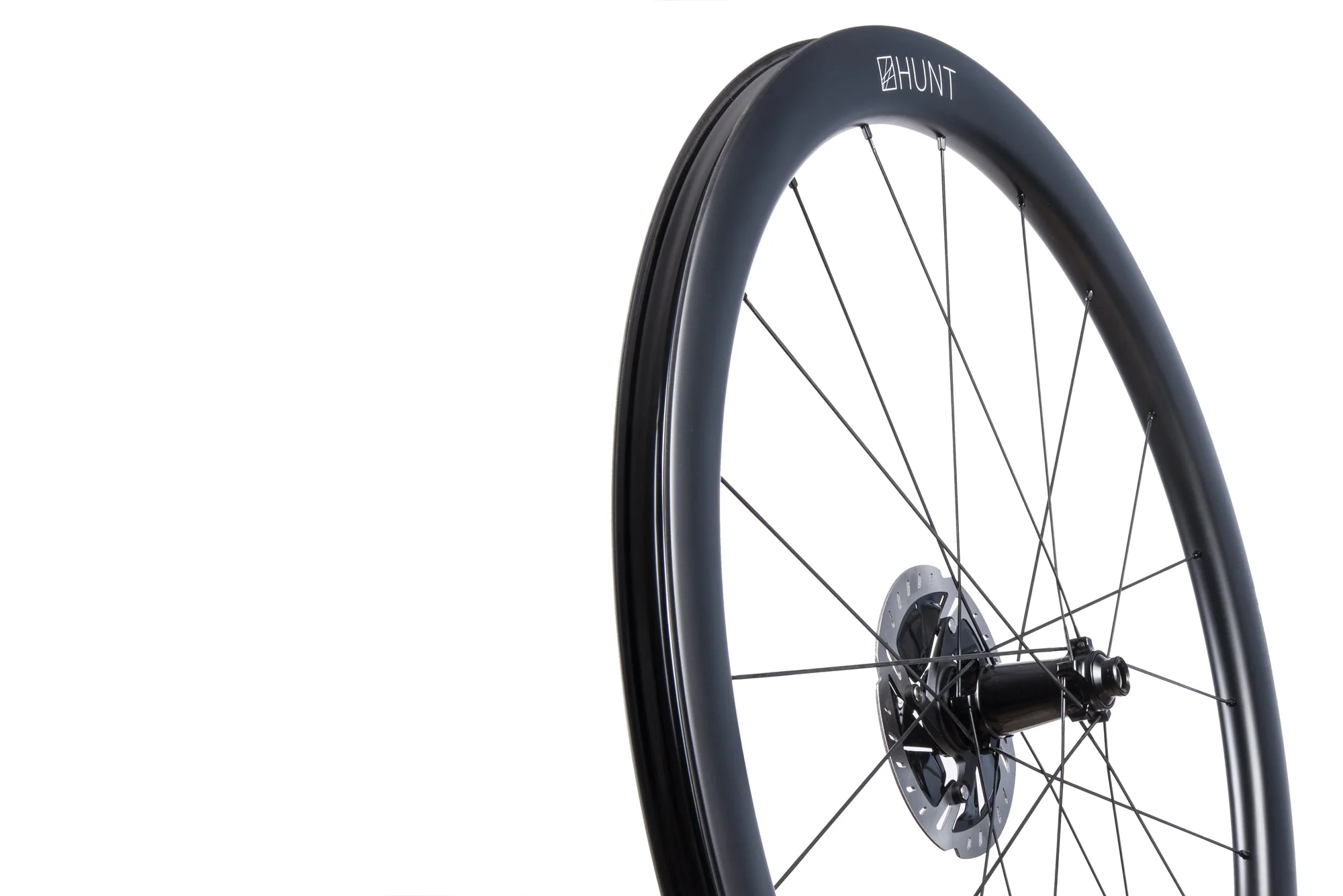 RE:NEW HUNT 4454 Aerodynamicist Carbon Disc Wheelset - Image 2