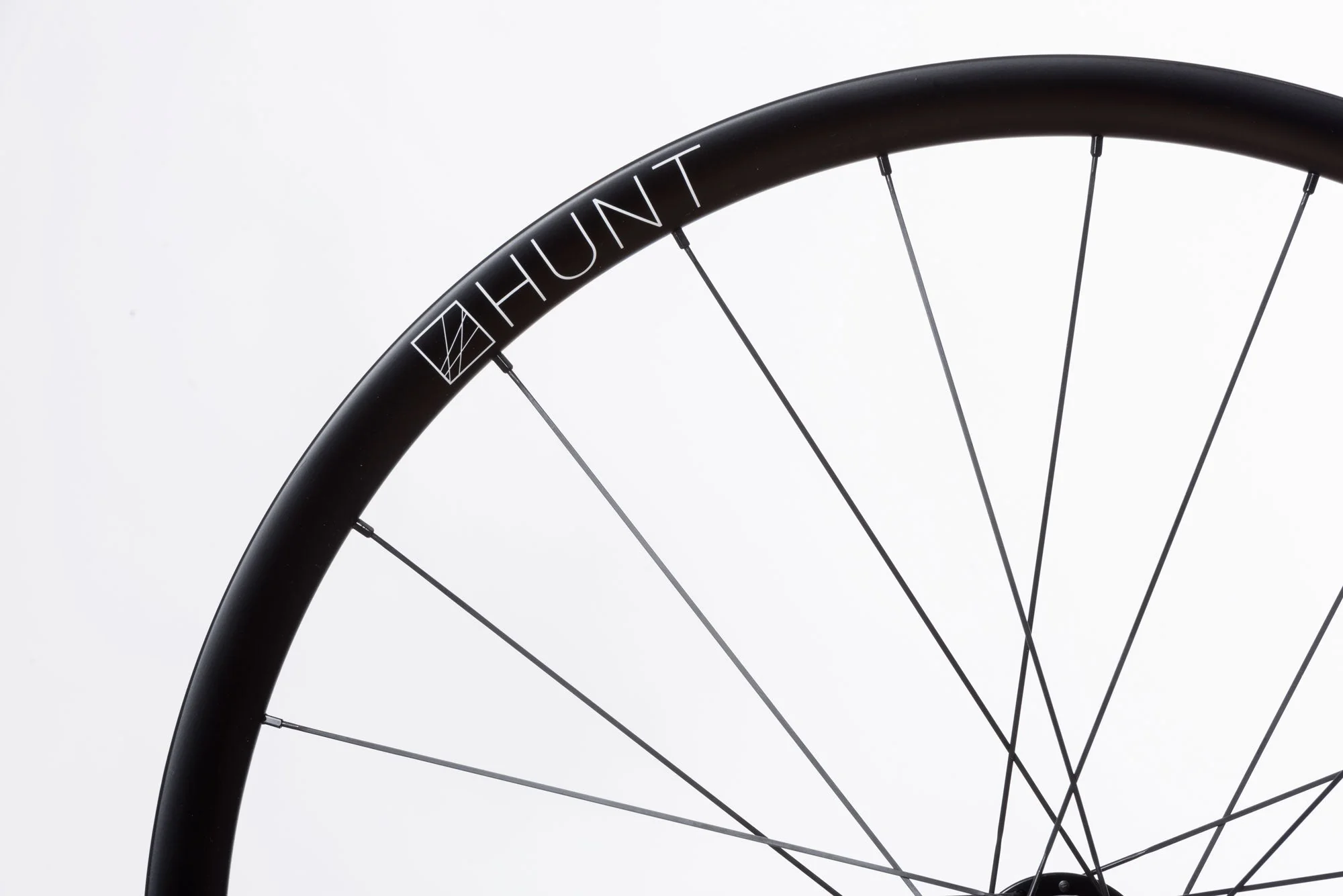RE:NEW HUNT 650B Adventure Carbon Disc Wheelset - Image 8