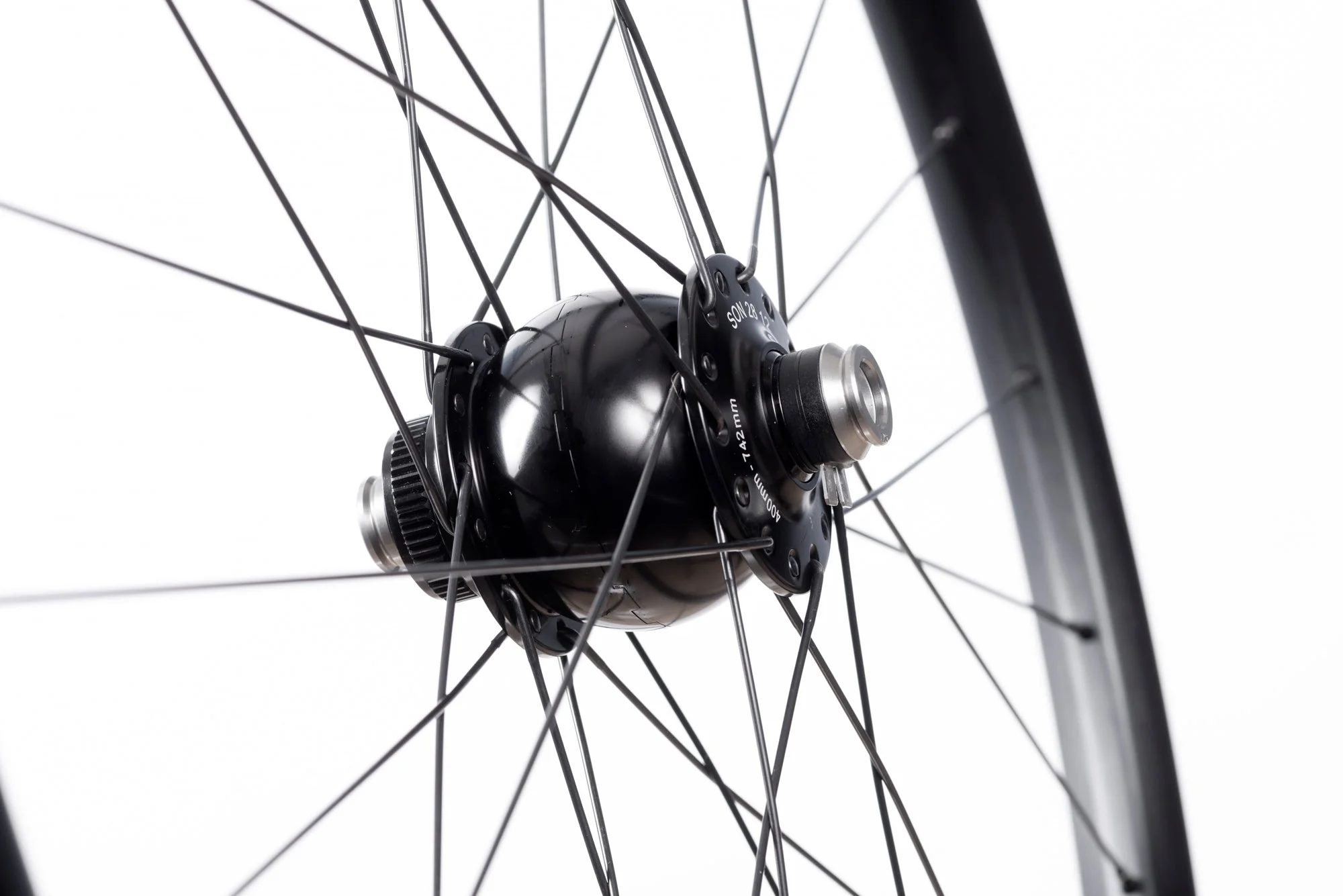 RE:NEW MASON x HUNT 650B Adventure Dynamo Disc Wheelset - Image 6